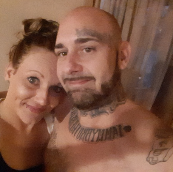 Meet your Posher, Heidi - Picture 2 of 2